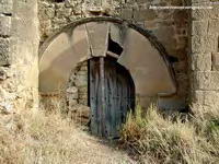 MURO SUR. PORTADA MODERNA EN LA PROLONGACI�N DEL TEMPLO