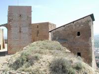 VISTA OESTE DE LAS ESTRUCTURAS SOBRE LA MURALLA SUR