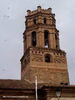 TORRE MUDEJAR ERIGIDA SOBRE EL CIMBORRIO