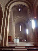 NAVE TRANSEPTO CON ALTAR DESDE EL LADO NORTE