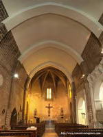 INTERIOR DEL TEMPLO HACIA LA CABECERA. B&Oacute;VEDAS