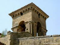 TORRE CORONANDO EL PANTE�N