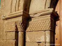 FRISO Y CAPITEL SUR