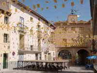 PLAZA MAYOR Y AYUNTAMIENTO