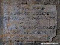 L&Aacute;PIDA EN ACCESO AL TEMPLO