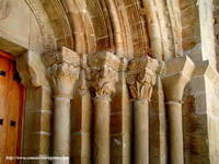 CAPITELES OESTE