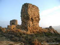 RESTOS DEL CASTILLO, AL NORTE DEL TEMPLO