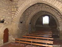 INTERIOR DE LA NAVE HACIA LOS PIES.