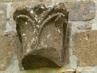 CAPITEL �NGULO SUROESTE
