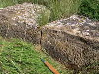 SILLARES EN EL MURO NORTE CON MARCAS DE CANTER&Iacute;A