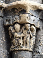 DETALLE DE LA CABECERA RECRECIDA DEL TEMPLO