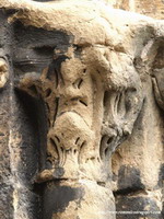 DETALLE DE LA CABECERA RECRECIDA DEL TEMPLO
