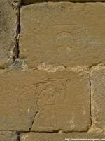 SILLARES CON GRAFITIS MODERNOS