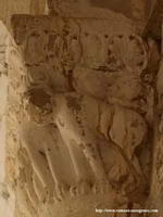 CAPITEL NORTE. LEONES