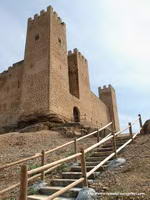 TORRES DEL REY Y DE LA REINA