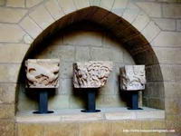 CAPITELES ROM�NICOS