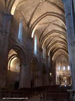 NAVE CENTRAL Y NAVE SECUNDARIA NORTE.