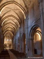 NAVE CENTRAL Y NAVE SECUNDARIA SUR.