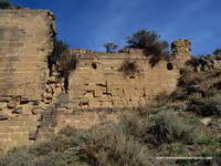 UNI�N DE MURO ROM�NICO, CON MURO POSTERIOR