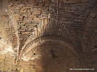ARCOS DE SOPORTE PARA LA B�VEDA DE ARISTA