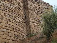 ENCUENTRO ENTRE TORRE Y MURALLA