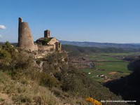CASTILLO DOMINANDO HACIA EL SUR EL VALLE DEL �SERA.