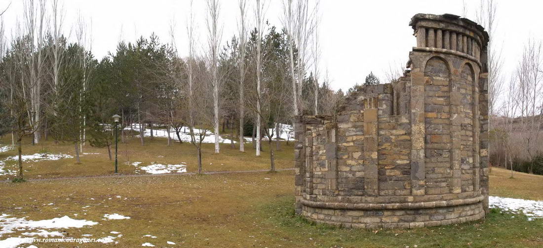 RUINAS DEL TEMPLO EN EL PARQUE DE SABIÑÁNIGO