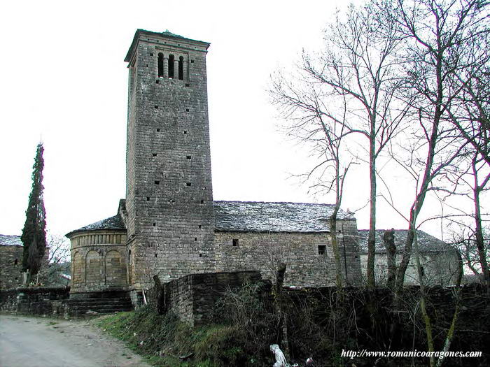 VISTA NORESTE DEL TEMPLO