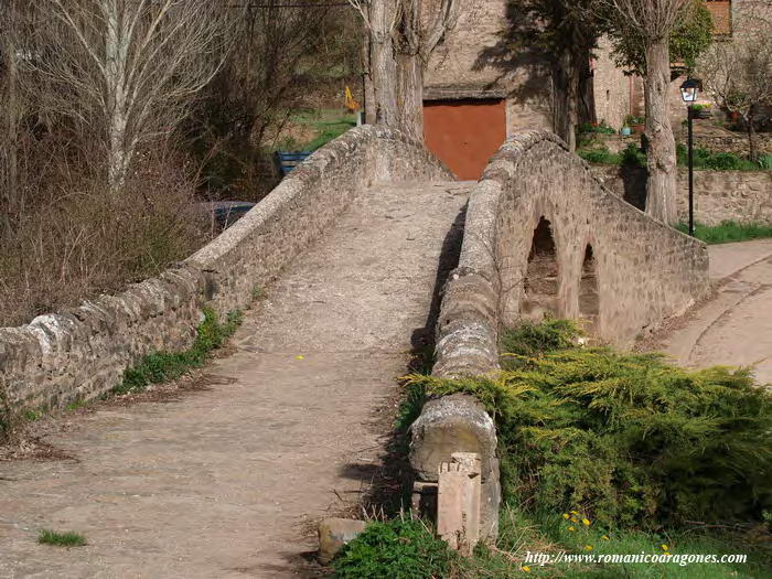 PUENTE MEDIEVAL