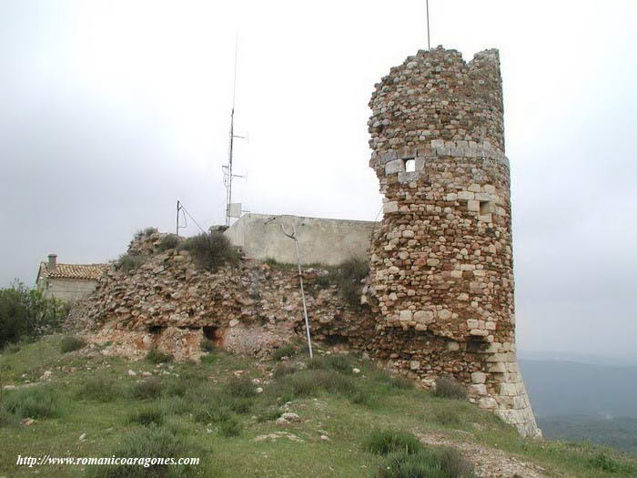 RUINAS TORREN DEFENSIVO Y RECINTO
