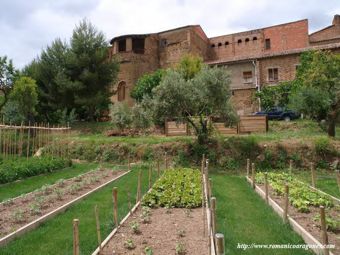 HUERTO Y CABECERA MONASTICA
