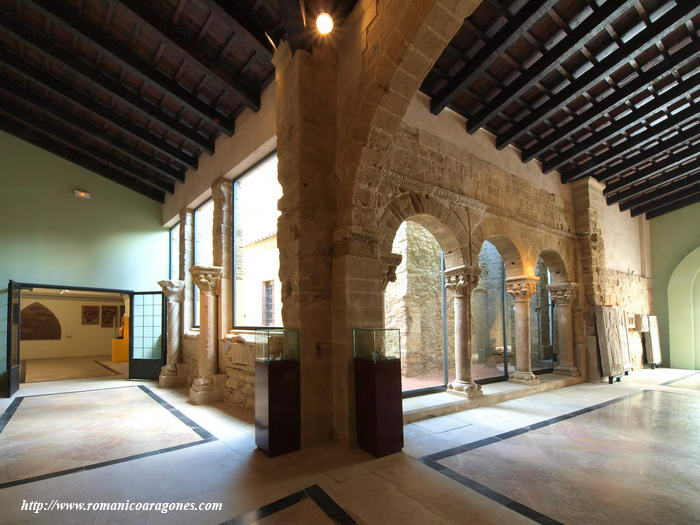 CRUJÍA NORTE, DESDE ÁNGULO NORESTE DEL CLAUSTRO