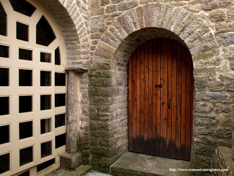 PUERTAS DEL MURO NORTE Y DE LA TORRE