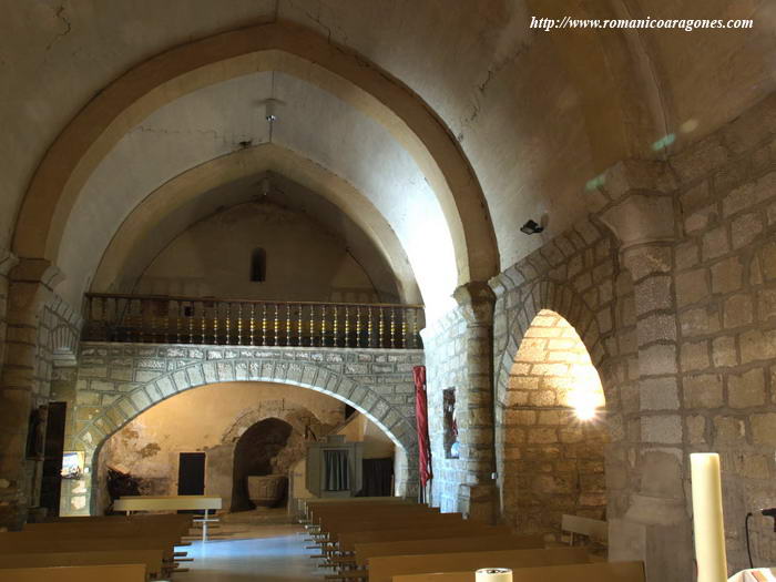 INTERIOR DEL TEMPLO HACIA LOS PIES. CORO ALTO