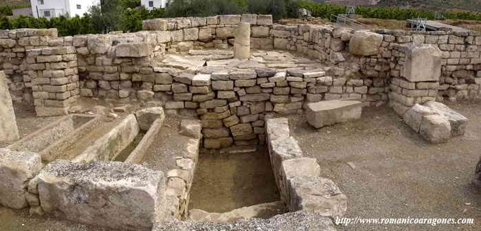 PANORÁMICA DE LA CABECERA DEL TEMPLO DESDE EL INTERIOR