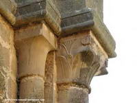 CAPITELES DE LA UNI�N PRESBITERIO-NAVE EN EL LADO SUR