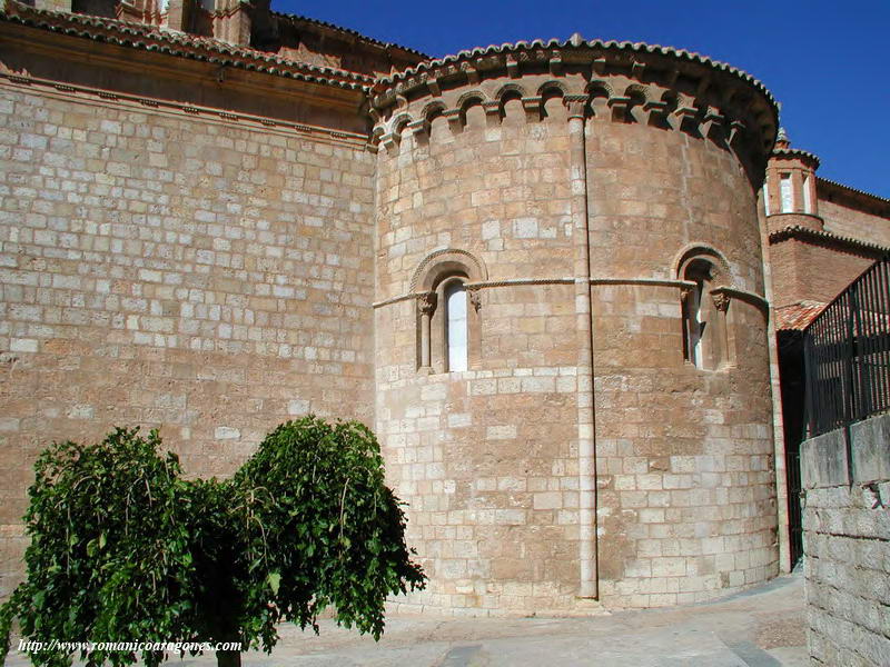 ABSIDE CENTRAL DEL TEMPLO ROMÁNICO