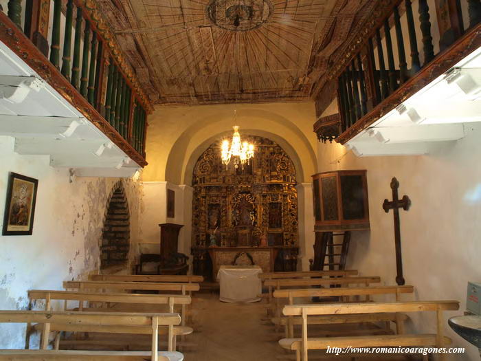 INTERIOR HACIA LA CABECERA