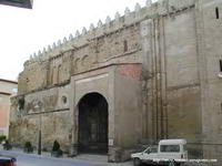 FACHADA NORTE ANTES DE LA RESTAURACIÓN